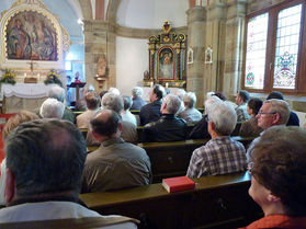 Einweihung der sieben Fußfälle im Oktober 2012 (Foto: Karl-Franz Thiede)